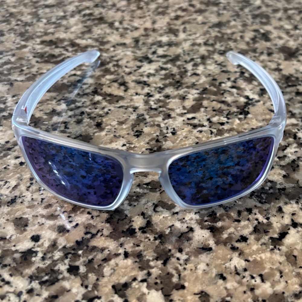 Oakley Kids Sunglasses with Blue Lenses